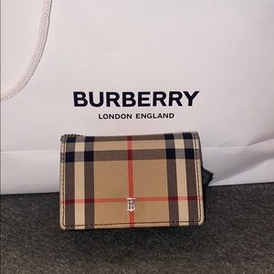 Burberry Vintage check card case